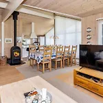 Luxury House With