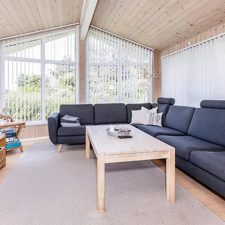 Feriehus Luxury House With *
